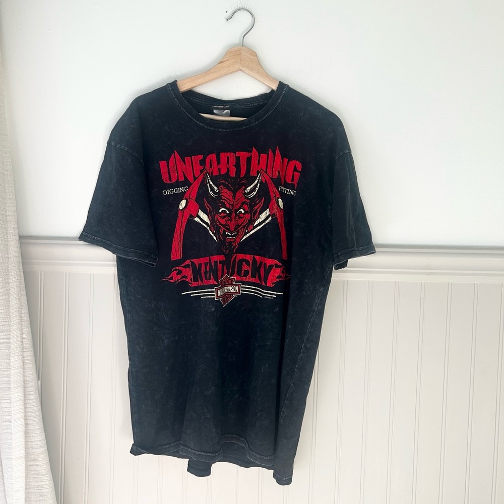 Harley-Davidson Large 100% Cotton Unearthing Wildcat Kentucky Devil Graphic Tee